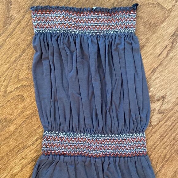 Romeo & Juliet, couture size, medium halter jumpsuit, T-shirt, material - Picture 3 of 13